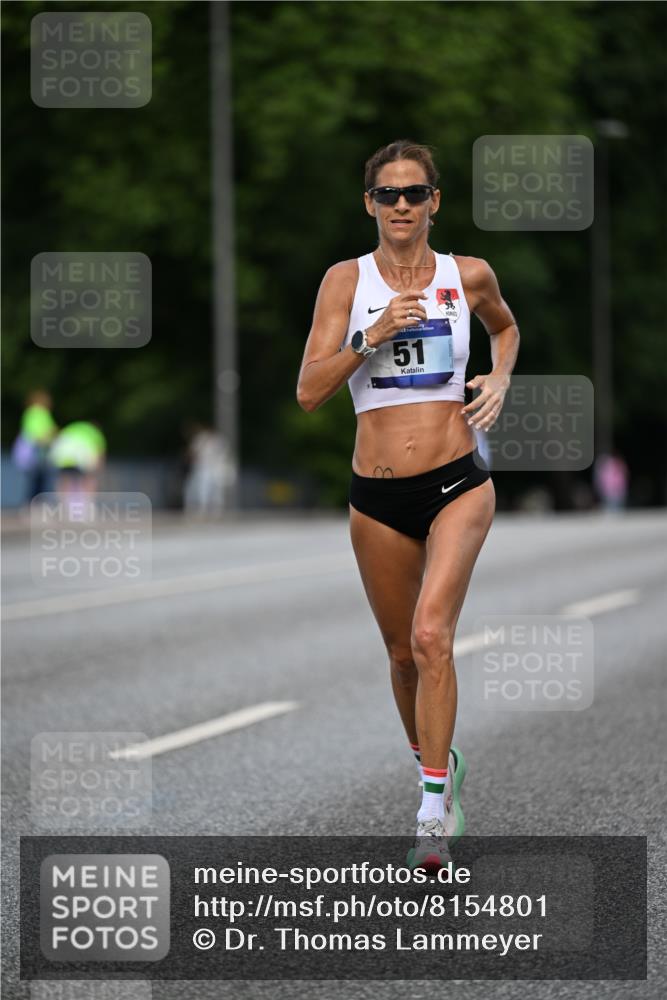 29.06.2025 - hella hamburg halbmarathon Dr. Thomas Lammeyer http://msf.ph/oto/8154801 29.06.2025 09:42:43 Kennedybrücke 51, 53, 6380, 6699, 11342 meine-sportfotos.de