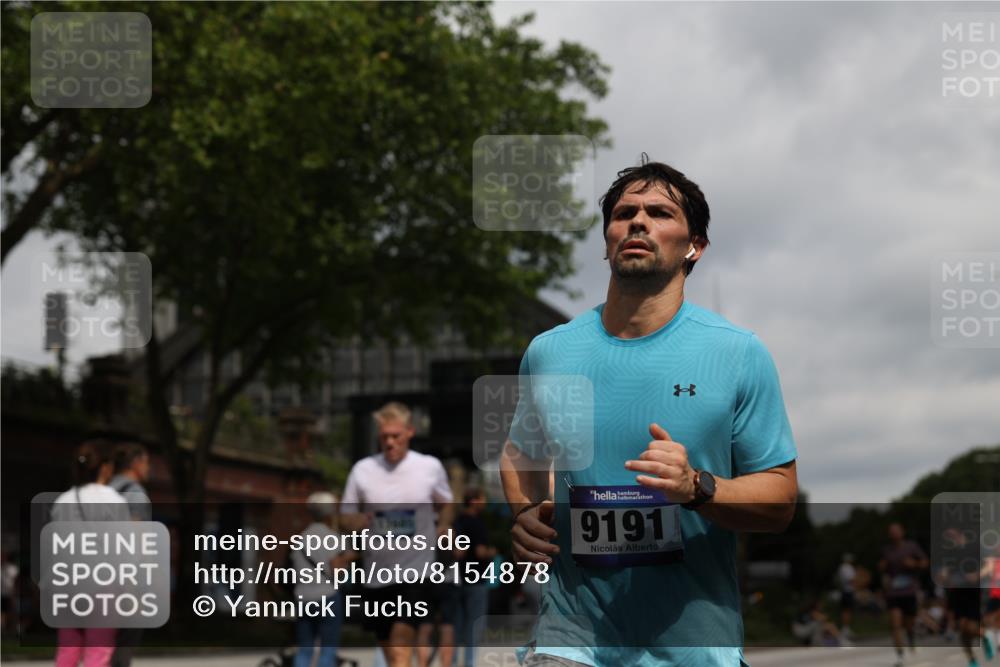 29.06.2025 - hella hamburg halbmarathon Yannick Fuchs http://msf.ph/oto/8154878 29.06.2025 10:58:04 20KM 1254, 1334, 1464, 2685, 2810, 4328, 7042, 7907, 8561, 8890, 9191, 11149, 12479, 13503, 13542, 13841, 14225, 14970, 15093, 15797, 16424, 16594, 16995, 17061, 17112, 17150, 17533, 17685, 17686, 17730, 18395, 18581 meine-sportfotos.de