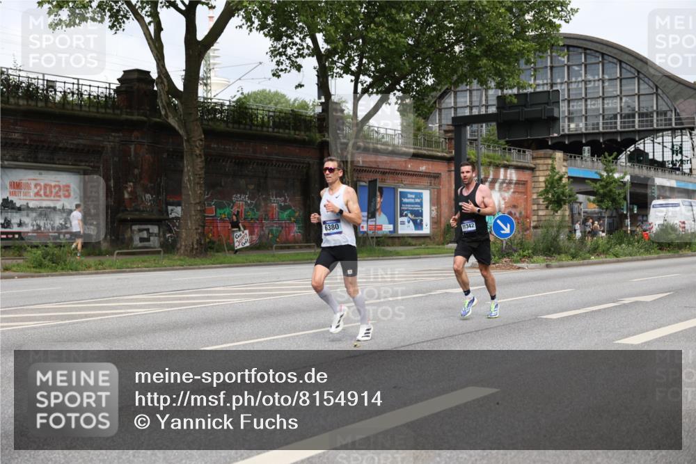 29.06.2025 - hella hamburg halbmarathon Yannick Fuchs http://msf.ph/oto/8154914 29.06.2025 10:14:34 20KM 53, 2144, 6380, 11342 meine-sportfotos.de