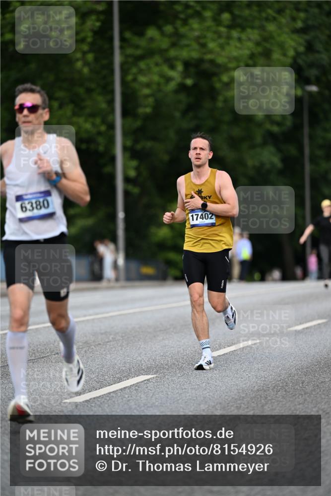 29.06.2025 - hella hamburg halbmarathon Dr. Thomas Lammeyer http://msf.ph/oto/8154926 29.06.2025 09:42:51 Kennedybrücke 51, 53, 2659, 3720, 6380 meine-sportfotos.de