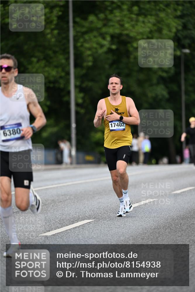 29.06.2025 - hella hamburg halbmarathon Dr. Thomas Lammeyer http://msf.ph/oto/8154938 29.06.2025 09:42:51 Kennedybrücke 51, 53, 2659, 3720, 6380 meine-sportfotos.de