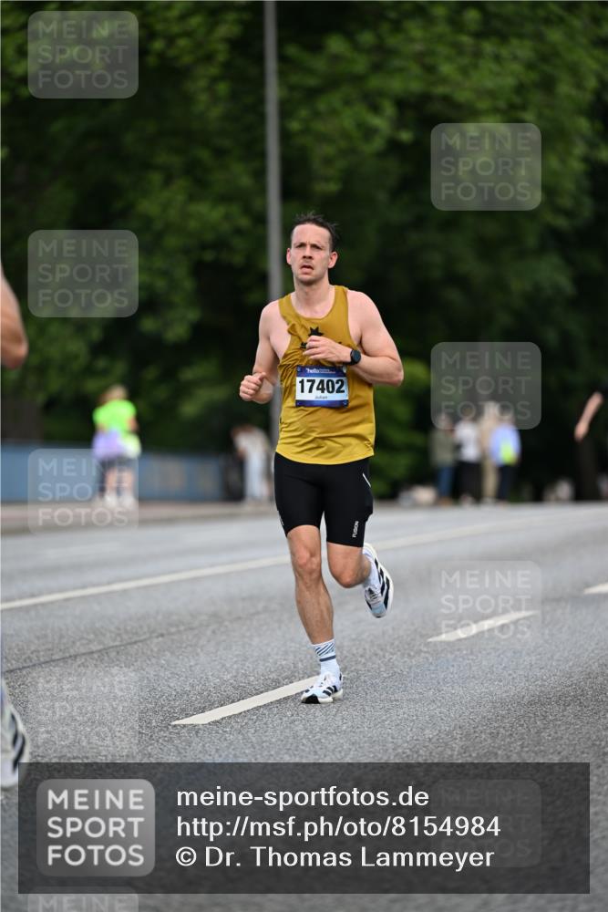 29.06.2025 - hella hamburg halbmarathon Dr. Thomas Lammeyer http://msf.ph/oto/8154984 29.06.2025 09:42:51 Kennedybrücke 51, 53, 2659, 3720, 6380 meine-sportfotos.de