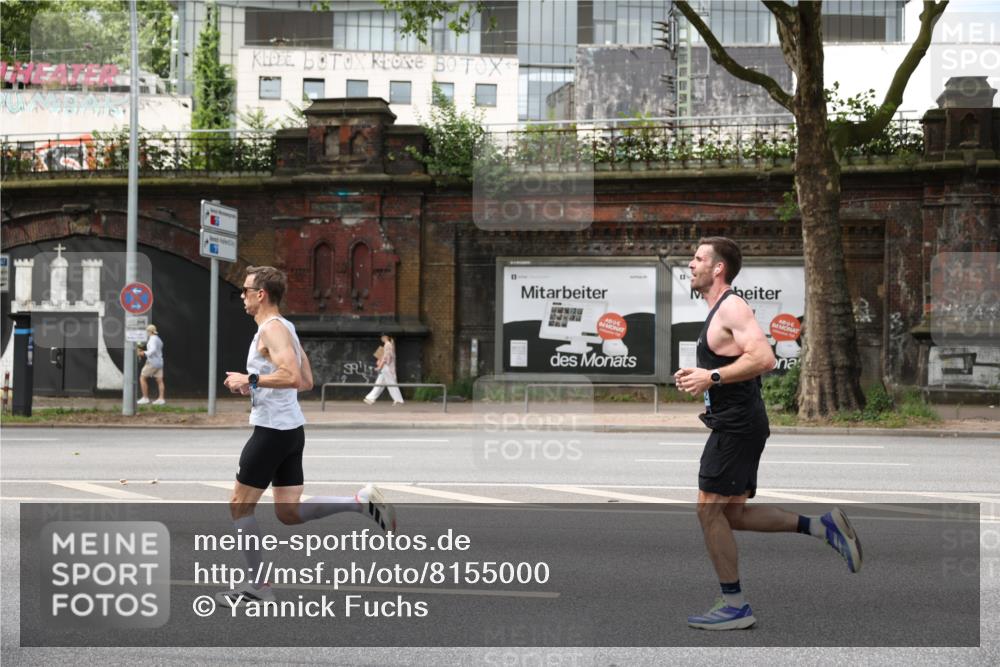 29.06.2025 - hella hamburg halbmarathon Yannick Fuchs http://msf.ph/oto/8155000 29.06.2025 10:14:37 20KM 53, 2144, 6380, 11342, 13016 meine-sportfotos.de