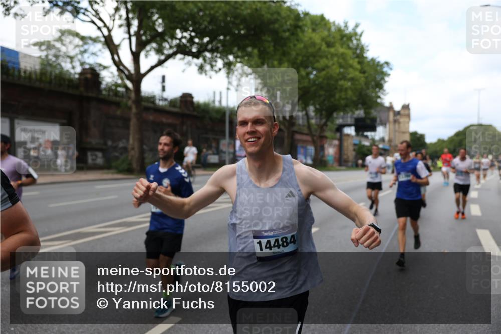 29.06.2025 - hella hamburg halbmarathon Yannick Fuchs http://msf.ph/oto/8155002 29.06.2025 10:37:59 20KM 3109, 3116, 3124, 3146, 3437, 3697, 3928, 4080, 5506, 6495, 7093, 7185, 7451, 7508, 7635, 8664, 9043, 9114, 9931, 10237, 10246, 10493, 11648, 11778, 11848, 12153, 12327, 12438, 12623, 12657, 12776, 13348, 13398, 13897, 14201, 14210, 14484, 14690, 14849, 15383, 15932, 16105, 16314, 16338, 16648, 16720, 16997, 17391, 17403, 17516, 18678, 18775, 19038, 19051, 19090 meine-sportfotos.de