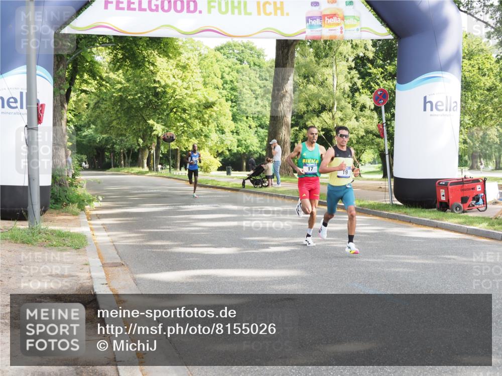 29.06.2025 - hella hamburg halbmarathon MichiJ http://msf.ph/oto/8155026 29.06.2025 09:57:48 Zwischen KM18-KM19 19 meine-sportfotos.de