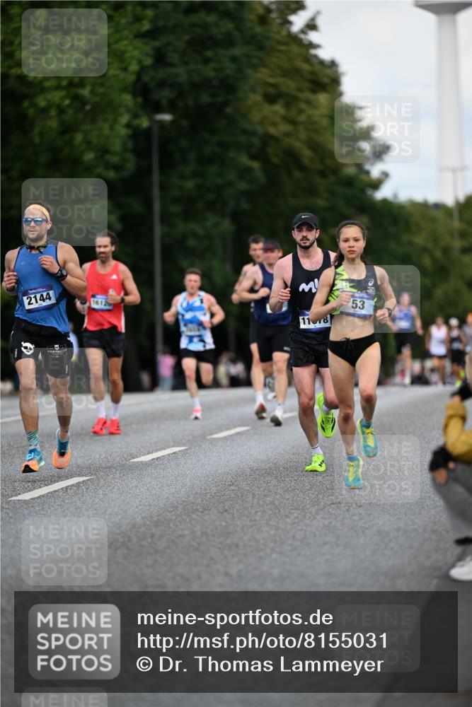 29.06.2025 - hella hamburg halbmarathon Dr. Thomas Lammeyer http://msf.ph/oto/8155031 29.06.2025 09:42:56 Kennedybrücke 51, 53, 2659, 3720, 6380 meine-sportfotos.de