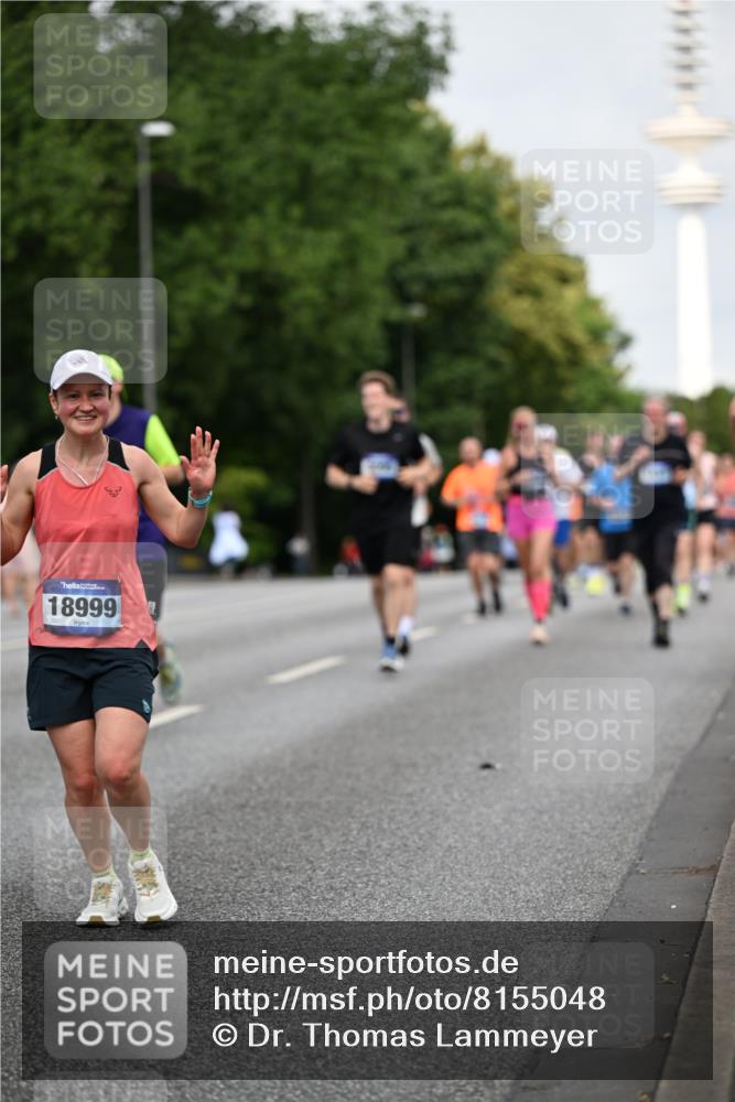 29.06.2025 - hella hamburg halbmarathon Dr. Thomas Lammeyer http://msf.ph/oto/8155048 29.06.2025 10:08:00 Kennedybrücke 1355, 1450, 2277, 2683, 2979, 4095, 4307, 4587, 4951, 5058, 5384, 5396, 5464, 5613, 6142, 6453, 7006, 7277, 7278, 7279, 7306, 7485, 8177, 8421, 8422, 8423, 8469, 8484, 9526, 9899, 10389, 11402 meine-sportfotos.de