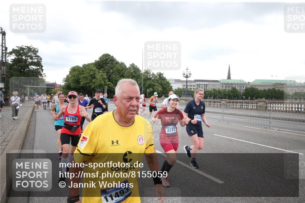 29.06.2025 - hella hamburg halbmarathon Jannik Wohlers http://msf.ph/oto/8155059 29.06.2025 10:53:36 Lombardsbrücke 1017, 1263, 1687, 1744, 1753, 1779, 1789, 2079, 2372, 2600, 2761, 2854, 3055, 3079, 3187, 3188, 3249, 3465, 3467, 3557, 4323, 4685, 4838, 5430, 5804, 5898, 5964, 6192, 6468, 6583, 6988, 7614, 8924, 9138, 9203, 9503, 9572, 11390, 11472, 11769, 11830, 12283, 12429, 12611, 13034, 13350, 13368, 13850, 14171, 14177, 14596, 14665, 15047, 15191, 15791, 16313, 16691, 16888, 16930, 17255, 17309, 17487, 17622, 18348, 18365, 18904, 19019 meine-sportfotos.de
