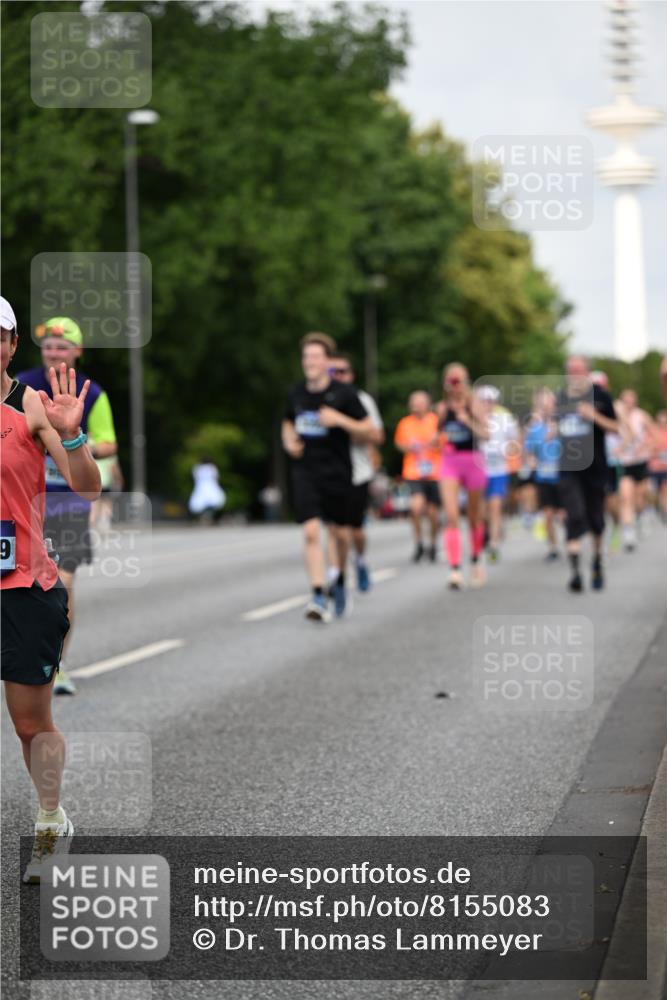 29.06.2025 - hella hamburg halbmarathon Dr. Thomas Lammeyer http://msf.ph/oto/8155083 29.06.2025 10:08:00 Kennedybrücke 1355, 1450, 2277, 2683, 2979, 4095, 4307, 4587, 4951, 5058, 5384, 5396, 5464, 5613, 6142, 6453, 7006, 7277, 7278, 7279, 7306, 7485, 8177, 8421, 8422, 8423, 8469, 8484, 9526, 9899, 10389, 11402 meine-sportfotos.de