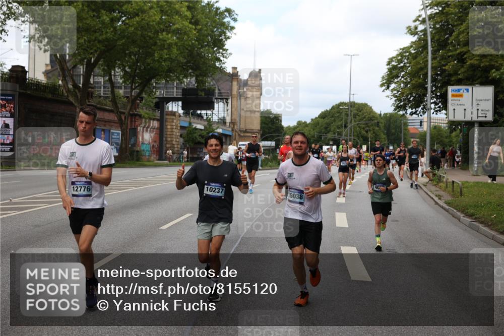29.06.2025 - hella hamburg halbmarathon Yannick Fuchs http://msf.ph/oto/8155120 29.06.2025 10:38:00 20KM 3109, 3116, 3124, 3146, 3437, 3697, 3928, 4080, 5506, 5692, 6495, 7093, 7185, 7451, 7635, 8664, 9043, 9114, 9931, 10237, 10246, 10493, 11648, 11778, 11848, 12327, 12438, 12623, 12657, 12776, 13348, 13398, 13897, 14210, 14690, 15383, 15932, 16105, 16314, 16338, 16648, 16720, 16997, 17391, 17403, 17516, 18678, 18775, 19038, 19051, 19090 meine-sportfotos.de