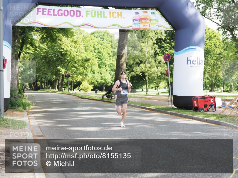 29.06.2025 - hella hamburg halbmarathon MichiJ http://msf.ph/oto/8155135 29.06.2025 09:58:22 Zwischen KM18-KM19 24 meine-sportfotos.de