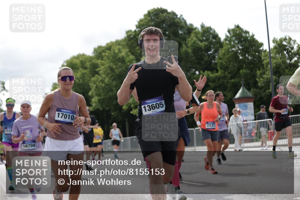 29.06.2025 - hella hamburg halbmarathon Jannik Wohlers http://msf.ph/oto/8155153 29.06.2025 10:16:42 Lombardsbrücke 1083, 1137, 1298, 1331, 1348, 1356, 1553, 2225, 2908, 3210, 3464, 3466, 3622, 5023, 5390, 5929, 5930, 5995, 6126, 6522, 7114, 7115, 7257, 7345, 7376, 7924, 7928, 8253, 8263, 8513, 8558, 8983, 9647, 10165, 10735, 10926, 11410, 12042, 12043, 12100, 12166, 12252, 12289, 12640, 13206, 13605, 14597, 14950, 15140, 15381, 15564, 15613, 16447, 16459, 16704, 16709, 16817, 17010, 17449, 17661, 17741, 17984, 18108, 18571 meine-sportfotos.de
