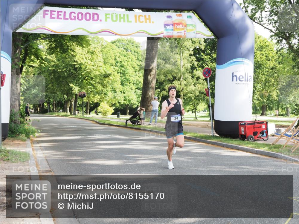29.06.2025 - hella hamburg halbmarathon MichiJ http://msf.ph/oto/8155170 29.06.2025 09:58:22 Zwischen KM18-KM19 24 meine-sportfotos.de