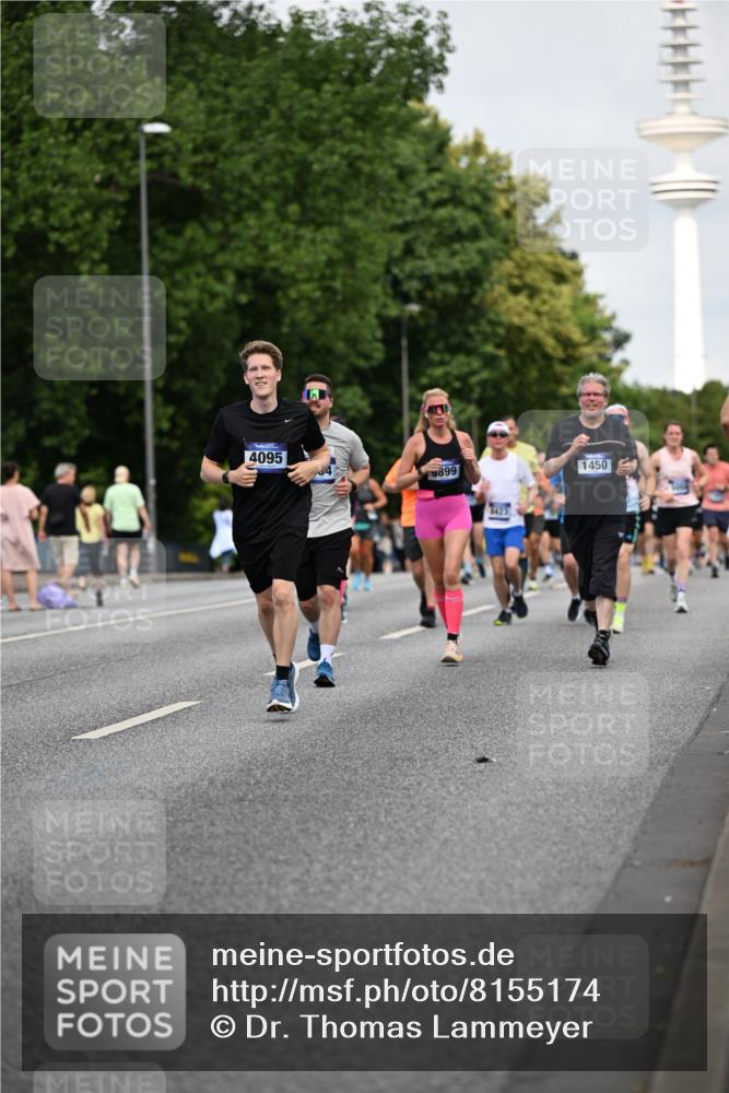 29.06.2025 - hella hamburg halbmarathon Dr. Thomas Lammeyer http://msf.ph/oto/8155174 29.06.2025 10:08:01 Kennedybrücke 1355, 1450, 2277, 2683, 2979, 4095, 4587, 4951, 5058, 5384, 5396, 5464, 5613, 6142, 6453, 7277, 7278, 7279, 7306, 7485, 8177, 8421, 8422, 8423, 8469, 8484, 9526, 9899, 10389, 11402 meine-sportfotos.de