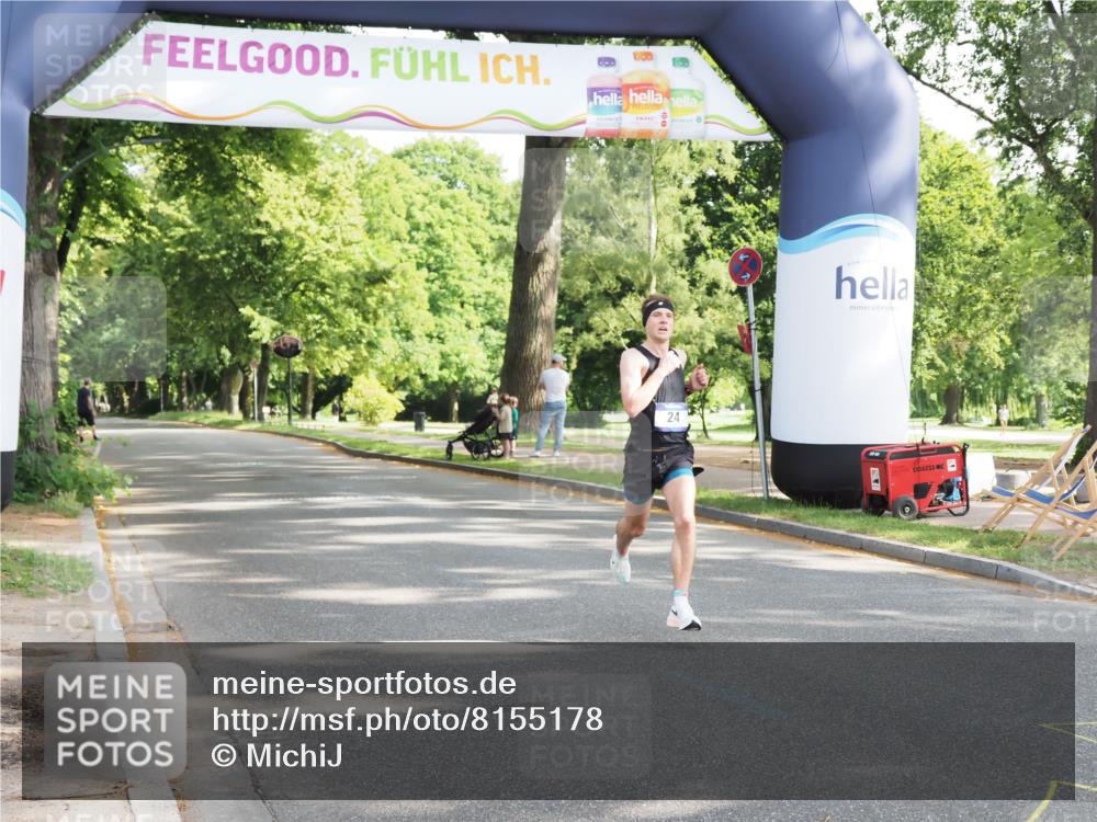 29.06.2025 - hella hamburg halbmarathon MichiJ http://msf.ph/oto/8155178 29.06.2025 09:58:22 Zwischen KM18-KM19 24 meine-sportfotos.de