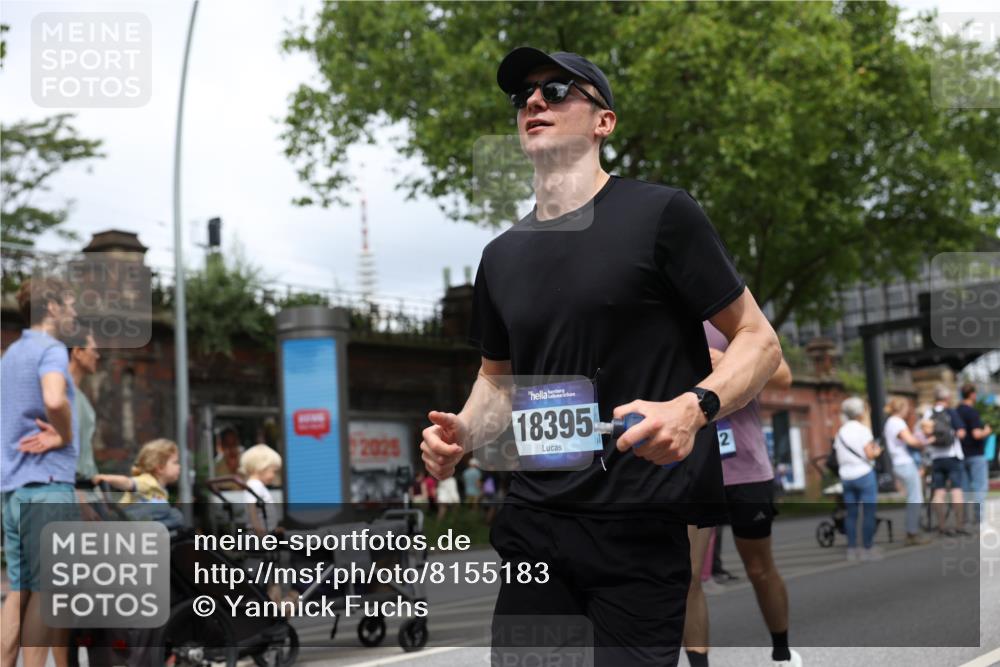 29.06.2025 - hella hamburg halbmarathon Yannick Fuchs http://msf.ph/oto/8155183 29.06.2025 10:58:10 20KM 1254, 1334, 2810, 3919, 4542, 6100, 7042, 7907, 8810, 8890, 9191, 9680, 10694, 12479, 12646, 13503, 13542, 13841, 13901, 14225, 14970, 15093, 15698, 15797, 16594, 17061, 17112, 17150, 17533, 17685, 17686, 18321, 18395, 18581, 19240 meine-sportfotos.de