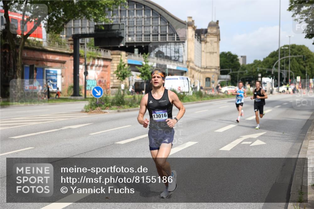 29.06.2025 - hella hamburg halbmarathon Yannick Fuchs http://msf.ph/oto/8155186 29.06.2025 10:15:02 20KM 2659, 4524, 13016, 14188, 19108 meine-sportfotos.de