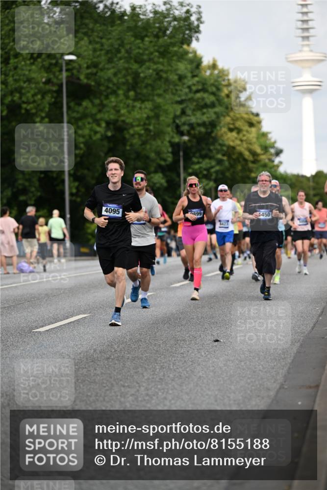 29.06.2025 - hella hamburg halbmarathon Dr. Thomas Lammeyer http://msf.ph/oto/8155188 29.06.2025 10:08:01 Kennedybrücke 1355, 1450, 2277, 2683, 2979, 4095, 4587, 4951, 5058, 5384, 5396, 5464, 5613, 6142, 6453, 7277, 7278, 7279, 7306, 7485, 8177, 8421, 8422, 8423, 8469, 8484, 9526, 9899, 10389, 11402 meine-sportfotos.de