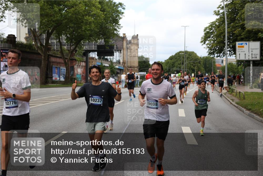 29.06.2025 - hella hamburg halbmarathon Yannick Fuchs http://msf.ph/oto/8155193 29.06.2025 10:38:01 20KM 3109, 3116, 3124, 3146, 3437, 3697, 3928, 4080, 5506, 5692, 6495, 7093, 7185, 7451, 8664, 9043, 9114, 9931, 10237, 10246, 10493, 11153, 11648, 11778, 11848, 12327, 12438, 12623, 12657, 12776, 13348, 13897, 14690, 15383, 15932, 16105, 16338, 16648, 16720, 16997, 17391, 17403, 17516, 18678, 18775, 19038, 19051, 19090 meine-sportfotos.de