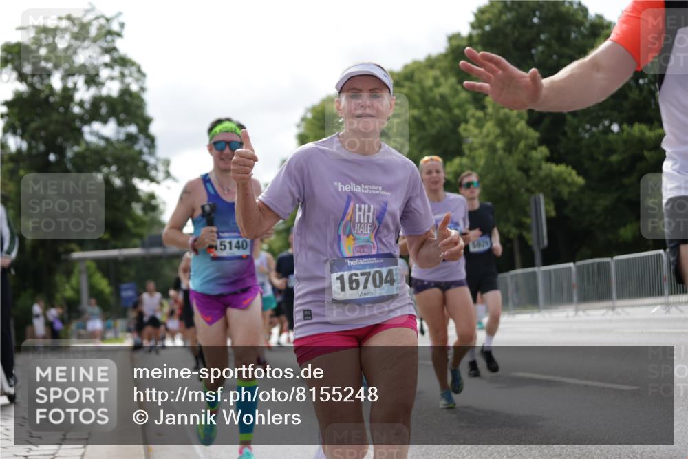29.06.2025 - hella hamburg halbmarathon Jannik Wohlers http://msf.ph/oto/8155248 29.06.2025 10:16:44 Lombardsbrücke 1083, 1137, 1298, 1331, 1348, 1356, 1553, 2225, 2908, 3210, 3464, 3466, 3622, 5023, 5390, 5929, 5930, 5995, 6126, 6128, 6522, 7114, 7115, 7257, 7345, 7376, 7647, 7928, 7945, 8253, 8263, 8513, 8558, 8983, 9152, 9259, 9647, 10165, 10460, 10592, 10735, 11102, 11410, 12042, 12043, 12100, 12166, 12252, 12289, 12640, 13206, 13605, 14597, 14950, 15140, 15465, 15564, 15613, 16447, 16459, 16704, 16817, 17010, 17058, 17661, 17741, 17984, 18108, 18571 meine-sportfotos.de