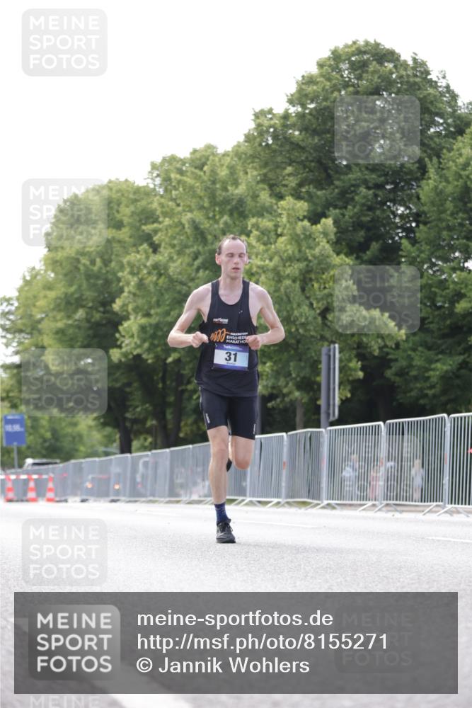 29.06.2025 - hella hamburg halbmarathon Jannik Wohlers http://msf.ph/oto/8155271 29.06.2025 09:36:44 Lombardsbrücke 31 meine-sportfotos.de