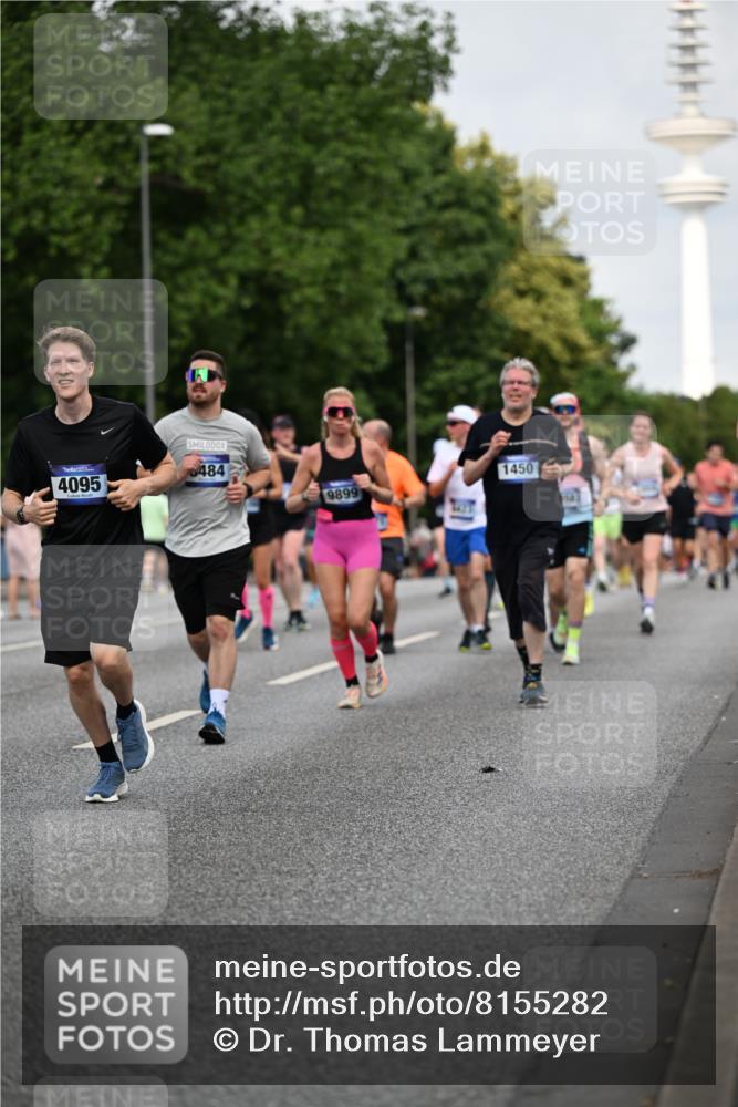 29.06.2025 - hella hamburg halbmarathon Dr. Thomas Lammeyer http://msf.ph/oto/8155282 29.06.2025 10:08:03 Kennedybrücke 1032, 1355, 1450, 2277, 2683, 2979, 4095, 4951, 5058, 5363, 5384, 5396, 5464, 5613, 6142, 6453, 7277, 7278, 7279, 7485, 8177, 8421, 8422, 8423, 8469, 8484, 9526, 9899, 10389, 11402 meine-sportfotos.de
