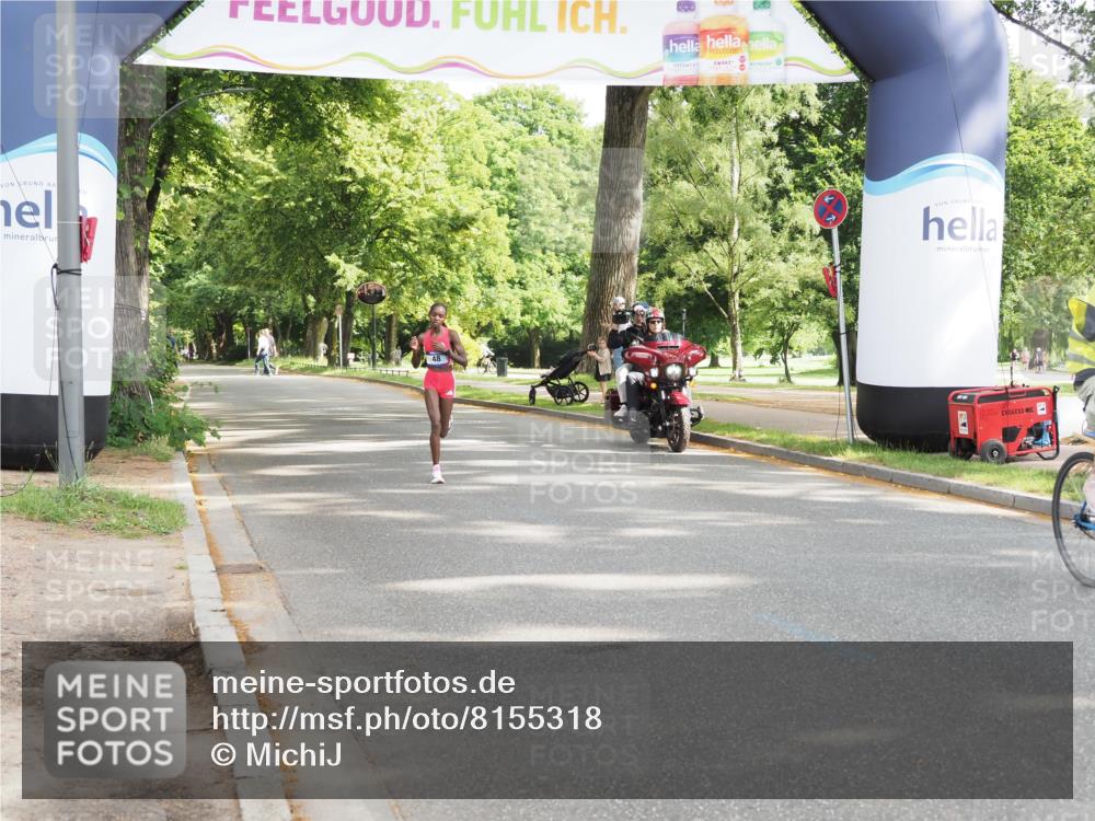 29.06.2025 - hella hamburg halbmarathon MichiJ http://msf.ph/oto/8155318 29.06.2025 10:01:37 Zwischen KM18-KM19 48 meine-sportfotos.de