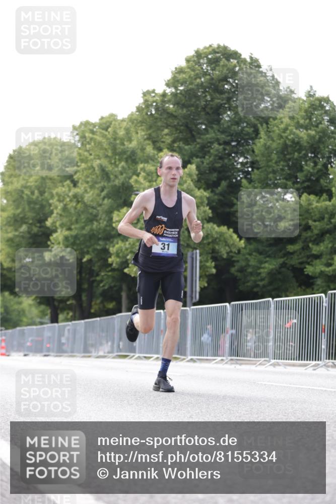 29.06.2025 - hella hamburg halbmarathon Jannik Wohlers http://msf.ph/oto/8155334 29.06.2025 09:36:44 Lombardsbrücke 31 meine-sportfotos.de