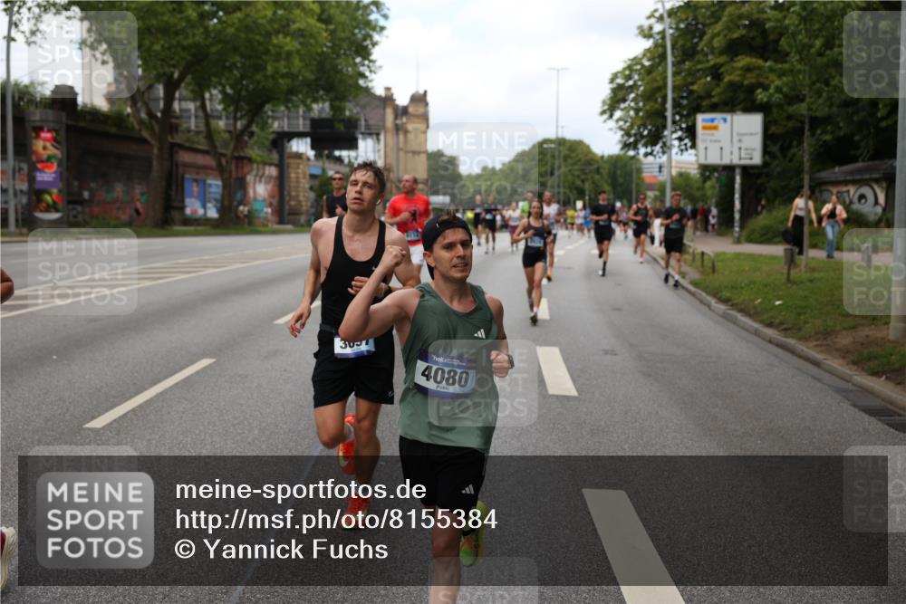 29.06.2025 - hella hamburg halbmarathon Yannick Fuchs http://msf.ph/oto/8155384 29.06.2025 10:38:03 20KM 3109, 3116, 3124, 3146, 3437, 3697, 3928, 4080, 5506, 5692, 6495, 7093, 7185, 7451, 8664, 8900, 9043, 9114, 9931, 10237, 10246, 10493, 11153, 11648, 11778, 11848, 12327, 12438, 12623, 12657, 12776, 13348, 13897, 14690, 15383, 15932, 16105, 16648, 16720, 16997, 17391, 17403, 17516, 18678, 18775, 19038, 19051, 19090 meine-sportfotos.de