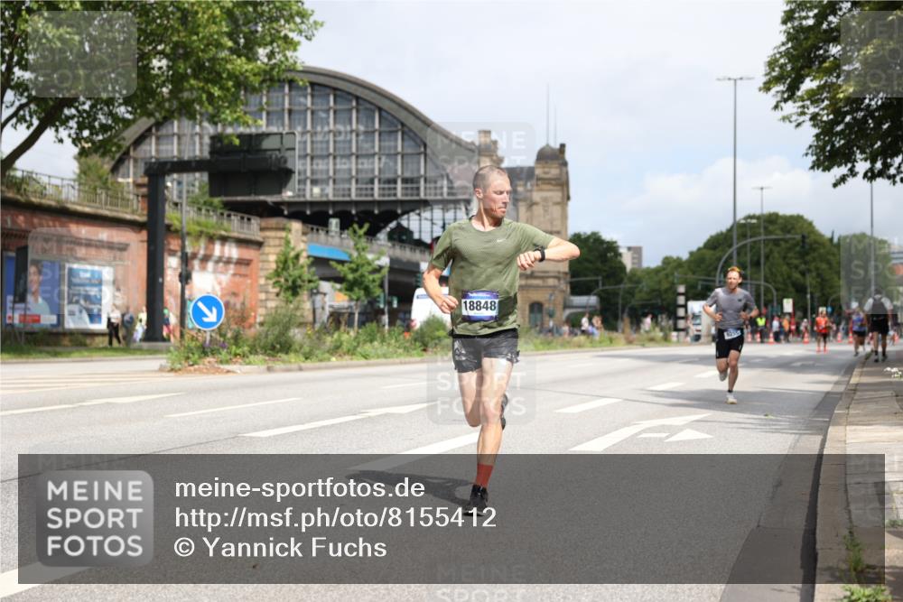 29.06.2025 - hella hamburg halbmarathon Yannick Fuchs http://msf.ph/oto/8155412 29.06.2025 10:15:40 20KM 54, 9255, 11829, 12678, 14302, 16245, 18848 meine-sportfotos.de
