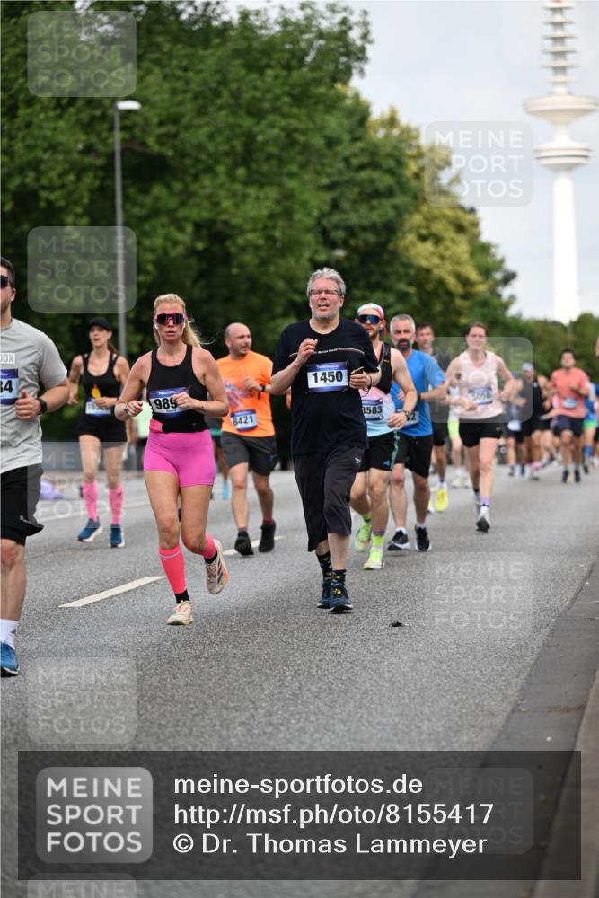29.06.2025 - hella hamburg halbmarathon Dr. Thomas Lammeyer http://msf.ph/oto/8155417 29.06.2025 10:08:04 Kennedybrücke 1032, 1355, 1450, 2277, 2683, 2979, 4095, 4951, 5058, 5363, 5384, 5396, 5613, 6142, 6453, 7277, 7278, 7279, 7485, 8177, 8421, 8422, 8423, 8469, 8484, 9526, 9899, 10389, 11402 meine-sportfotos.de