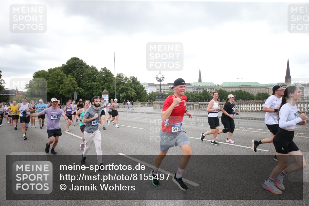 29.06.2025 - hella hamburg halbmarathon Jannik Wohlers http://msf.ph/oto/8155497 29.06.2025 10:53:43 Lombardsbrücke 1017, 1263, 1744, 1762, 1779, 1789, 2372, 2600, 2761, 2854, 3079, 3187, 3188, 3249, 3465, 3467, 3557, 4323, 4685, 4838, 5514, 5804, 5817, 5898, 6192, 6468, 6583, 6987, 6988, 7498, 7874, 7946, 8867, 9138, 9203, 10207, 11472, 11769, 11785, 11830, 12283, 12429, 12611, 12898, 12923, 13034, 13350, 13368, 13850, 14171, 14177, 14386, 14416, 14596, 14904, 15318, 15791, 16117, 16628, 16691, 16839, 16888, 16930, 17487, 17622, 18093, 18348, 18365, 18431, 18904, 19019 meine-sportfotos.de