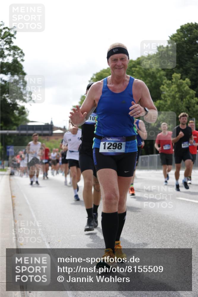 29.06.2025 - hella hamburg halbmarathon Jannik Wohlers http://msf.ph/oto/8155509 29.06.2025 10:16:48 Lombardsbrücke 1083, 1137, 1298, 1331, 1348, 1356, 1477, 1553, 2225, 2908, 3210, 3464, 3466, 3622, 5023, 5390, 5929, 5930, 5995, 6126, 6128, 6522, 7257, 7345, 7376, 7445, 7647, 7945, 8253, 8263, 8558, 8983, 9152, 9259, 9647, 10377, 10460, 10592, 10735, 11102, 12042, 12043, 12100, 12166, 13605, 14199, 14597, 14950, 15140, 15293, 15465, 16447, 16704, 16817, 17010, 17058, 17661, 17741, 17984, 18108, 18344, 18571 meine-sportfotos.de