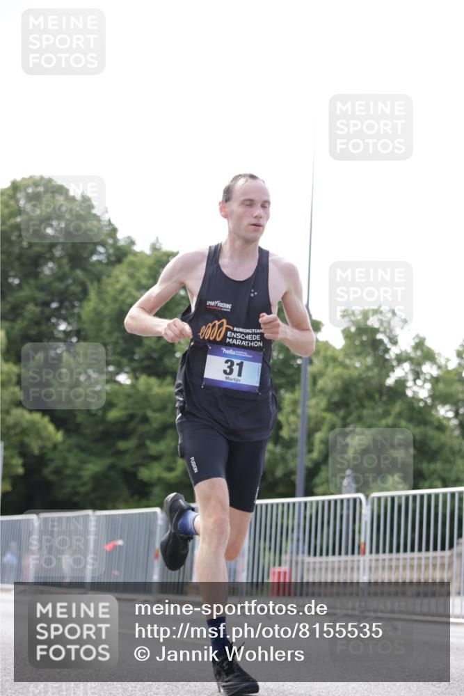 29.06.2025 - hella hamburg halbmarathon Jannik Wohlers http://msf.ph/oto/8155535 29.06.2025 09:36:45 Lombardsbrücke 31 meine-sportfotos.de
