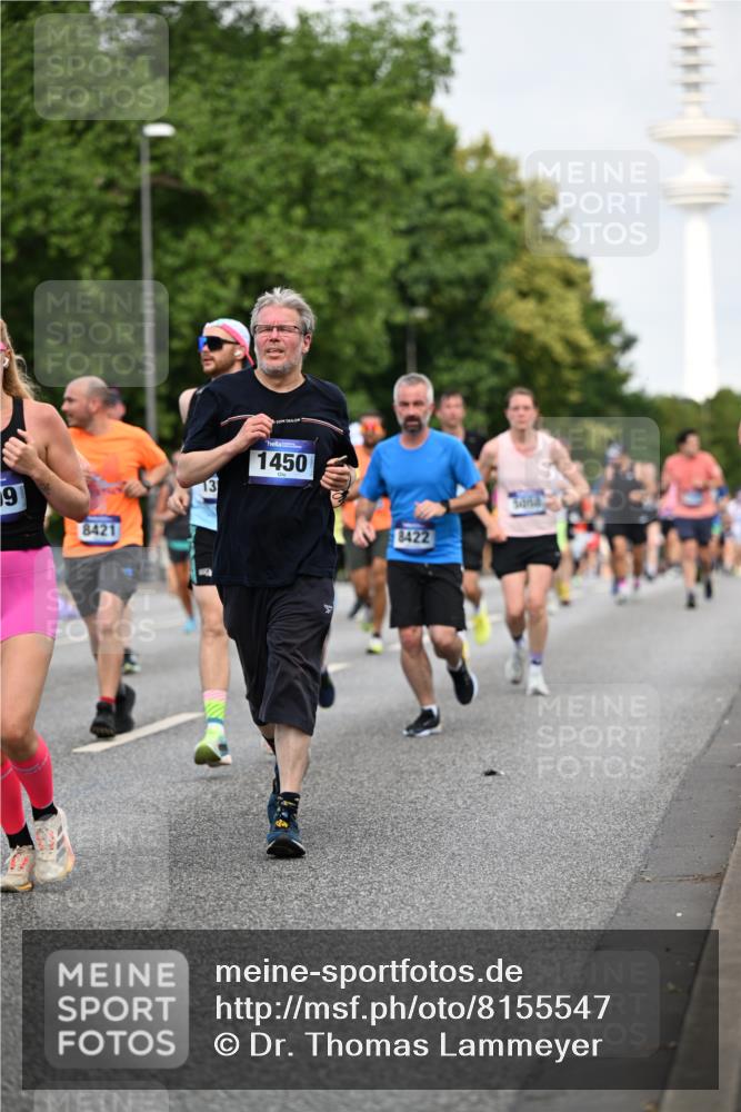 29.06.2025 - hella hamburg halbmarathon Dr. Thomas Lammeyer http://msf.ph/oto/8155547 29.06.2025 10:08:06 Kennedybrücke 1032, 1161, 1355, 1450, 2277, 2683, 2979, 4095, 4488, 4951, 5058, 5363, 5613, 6142, 6453, 7485, 8177, 8421, 8422, 8423, 8469, 8484, 9526, 9899, 10389, 11402 meine-sportfotos.de