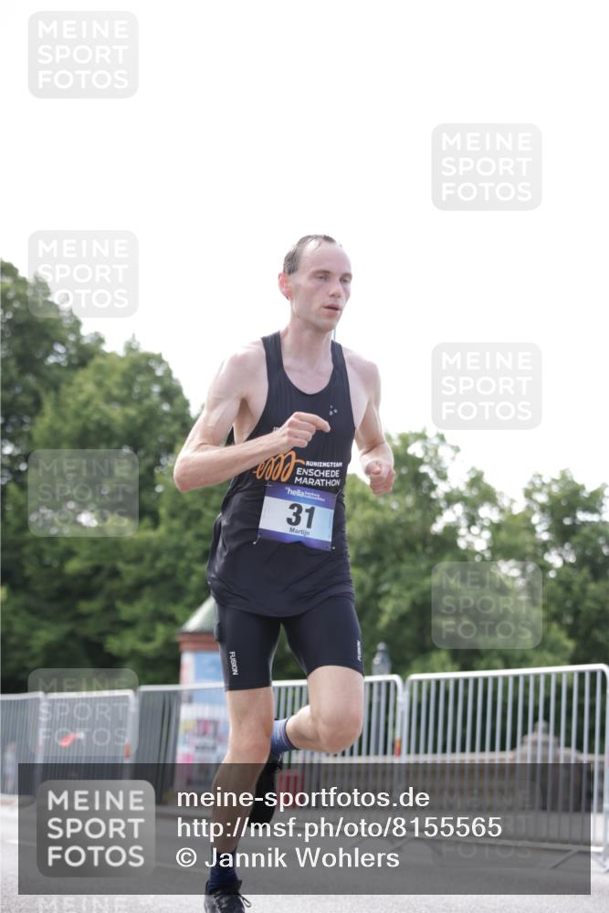 29.06.2025 - hella hamburg halbmarathon Jannik Wohlers http://msf.ph/oto/8155565 29.06.2025 09:36:45 Lombardsbrücke 31 meine-sportfotos.de