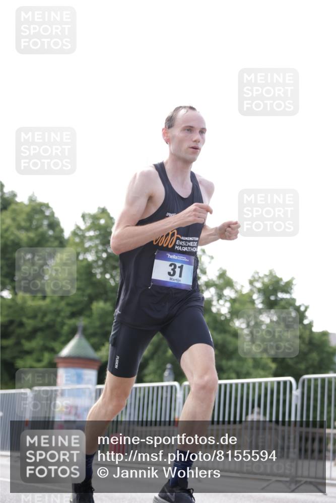 29.06.2025 - hella hamburg halbmarathon Jannik Wohlers http://msf.ph/oto/8155594 29.06.2025 09:36:45 Lombardsbrücke 31 meine-sportfotos.de