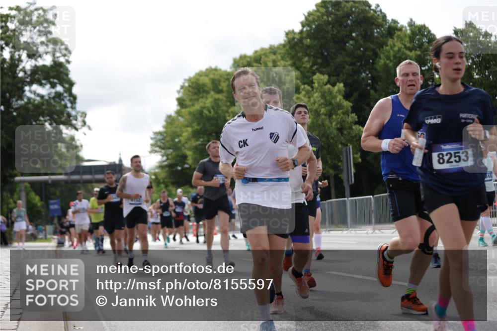 29.06.2025 - hella hamburg halbmarathon Jannik Wohlers http://msf.ph/oto/8155597 29.06.2025 10:16:51 Lombardsbrücke 1083, 1137, 1298, 1348, 1356, 1477, 2860, 2908, 3210, 3464, 3466, 3802, 3803, 5023, 5390, 5929, 5930, 5995, 6126, 6128, 6520, 6522, 7410, 7445, 7647, 7945, 8210, 8253, 8309, 8433, 8558, 8983, 9152, 9259, 9647, 10377, 10460, 10592, 11102, 12042, 12100, 12166, 13605, 14199, 14208, 14950, 15140, 15293, 15465, 16704, 16817, 17010, 17058, 17661, 17741, 17927, 17984, 18039, 18060, 18108, 18344, 18526, 18571 meine-sportfotos.de