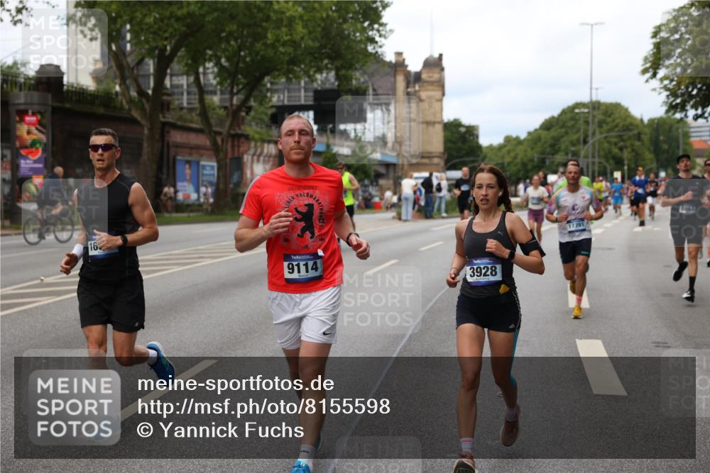 29.06.2025 - hella hamburg halbmarathon Yannick Fuchs http://msf.ph/oto/8155598 29.06.2025 10:38:05 20KM 3109, 3116, 3124, 3146, 3437, 3697, 3928, 5506, 5692, 6495, 7093, 7185, 7451, 8218, 8664, 8900, 9043, 9114, 9931, 10246, 10493, 11153, 11648, 11778, 11848, 12327, 12438, 12623, 12657, 13348, 13897, 14690, 14861, 15383, 15932, 16105, 16648, 16720, 16997, 17376, 17391, 17403, 17516, 17912, 18678, 18775, 18942, 19090 meine-sportfotos.de