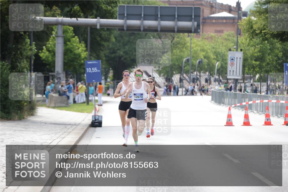 29.06.2025 - hella hamburg halbmarathon Jannik Wohlers http://msf.ph/oto/8155663 29.06.2025 09:37:18 Lombardsbrücke  meine-sportfotos.de