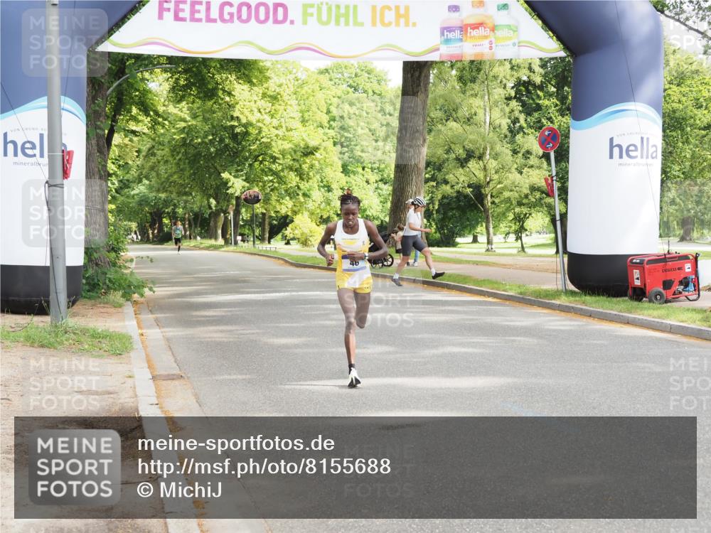 29.06.2025 - hella hamburg halbmarathon MichiJ http://msf.ph/oto/8155688 29.06.2025 10:02:37 Zwischen KM18-KM19  meine-sportfotos.de