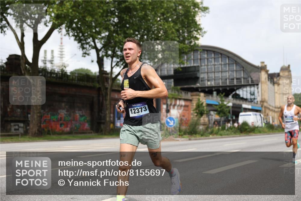 29.06.2025 - hella hamburg halbmarathon Yannick Fuchs http://msf.ph/oto/8155697 29.06.2025 10:16:17 20KM 6530, 11210, 12373, 14360, 14717, 14766, 14933, 15526, 16988, 17402, 19075 meine-sportfotos.de