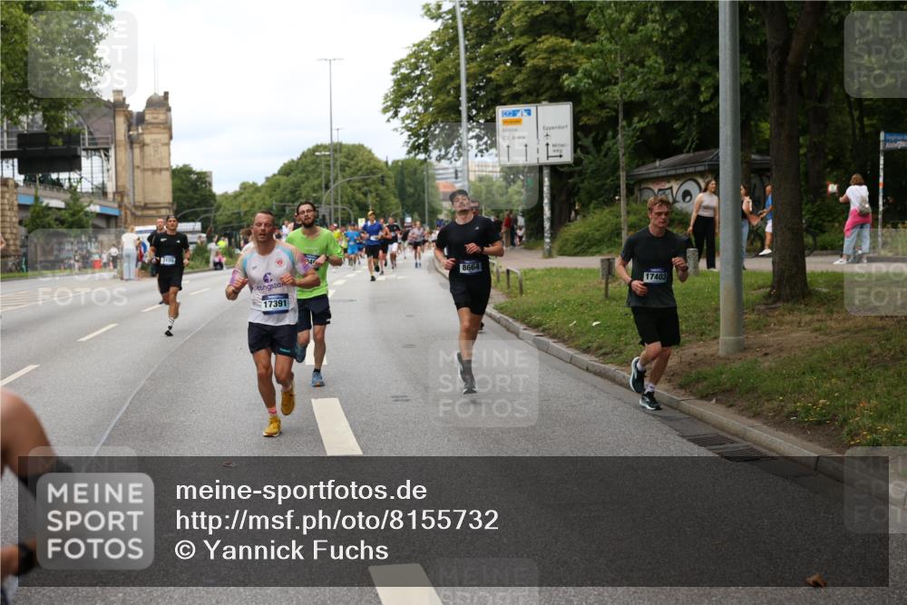 29.06.2025 - hella hamburg halbmarathon Yannick Fuchs http://msf.ph/oto/8155732 29.06.2025 10:38:06 20KM 3109, 3116, 3124, 3146, 3437, 3928, 5506, 5692, 6495, 7093, 7185, 7451, 8145, 8218, 8664, 8900, 9043, 9114, 9931, 10246, 10493, 11153, 11648, 11778, 11848, 12327, 12438, 12623, 12657, 13348, 13897, 14690, 14861, 15383, 15932, 16105, 16301, 16549, 16648, 16720, 16997, 17376, 17391, 17403, 17516, 17912, 18678, 18775, 18942, 19090 meine-sportfotos.de