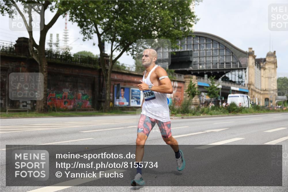 29.06.2025 - hella hamburg halbmarathon Yannick Fuchs http://msf.ph/oto/8155734 29.06.2025 10:16:18 20KM 6530, 11210, 12373, 14360, 14717, 14766, 14933, 15526, 16988, 17402, 19075 meine-sportfotos.de