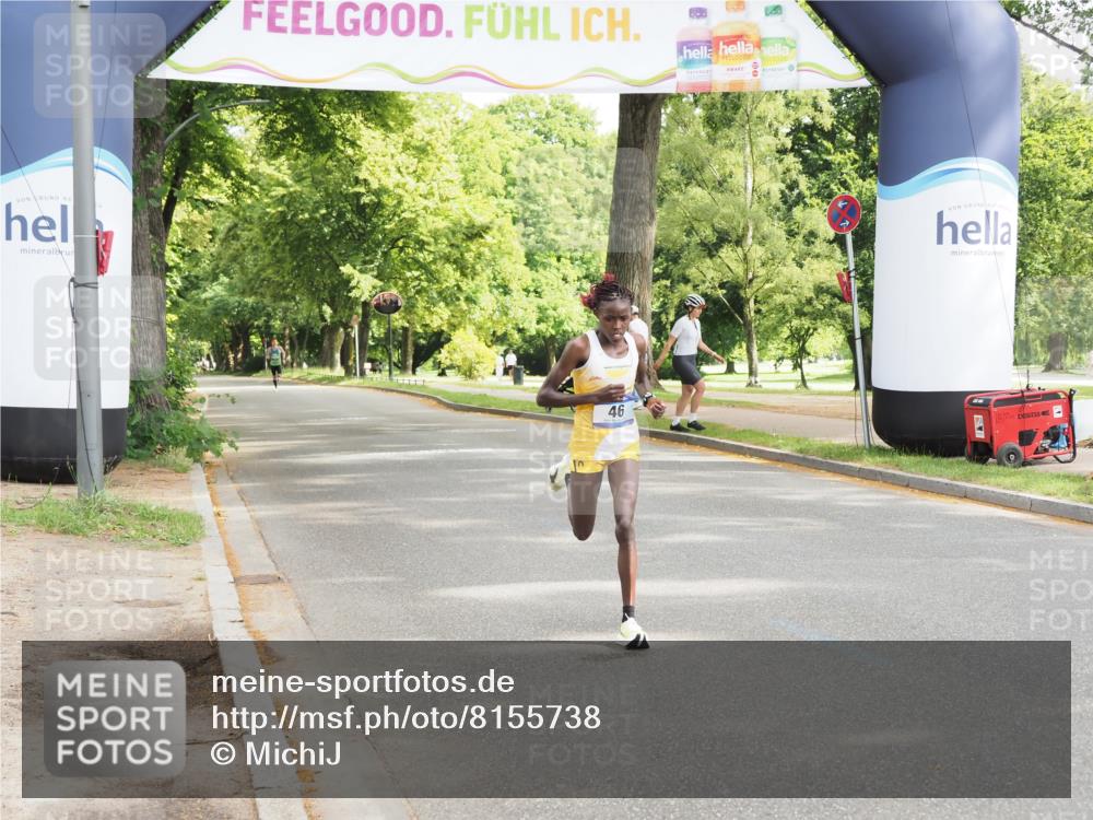 29.06.2025 - hella hamburg halbmarathon MichiJ http://msf.ph/oto/8155738 29.06.2025 10:02:38 Zwischen KM18-KM19 46 meine-sportfotos.de