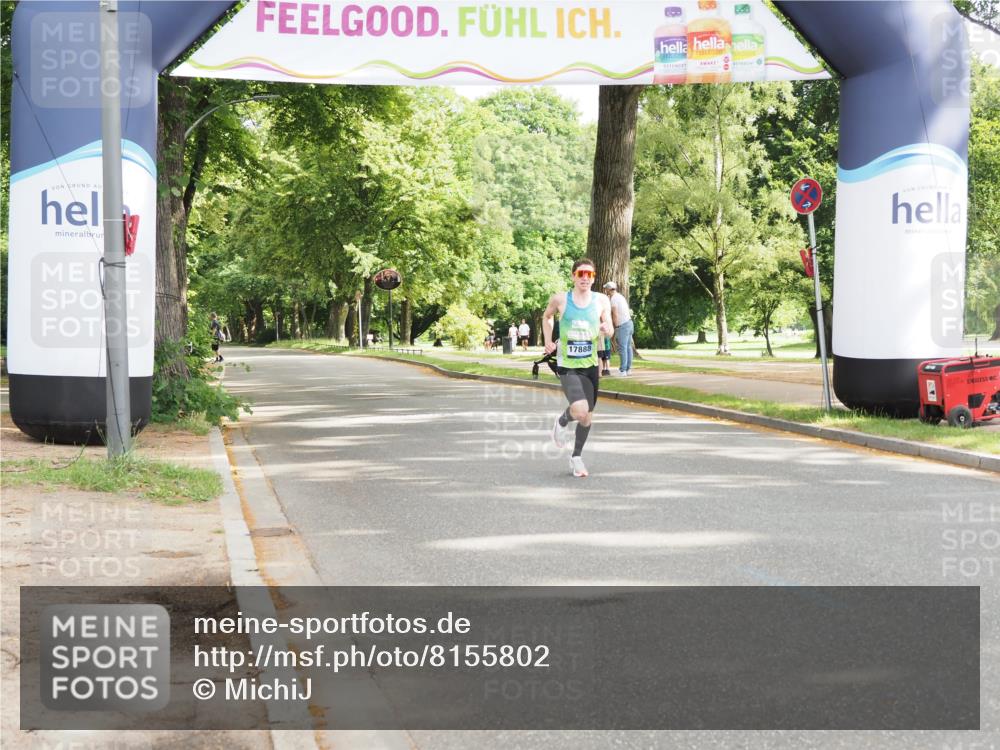 29.06.2025 - hella hamburg halbmarathon MichiJ http://msf.ph/oto/8155802 29.06.2025 10:02:47 Zwischen KM18-KM19  meine-sportfotos.de