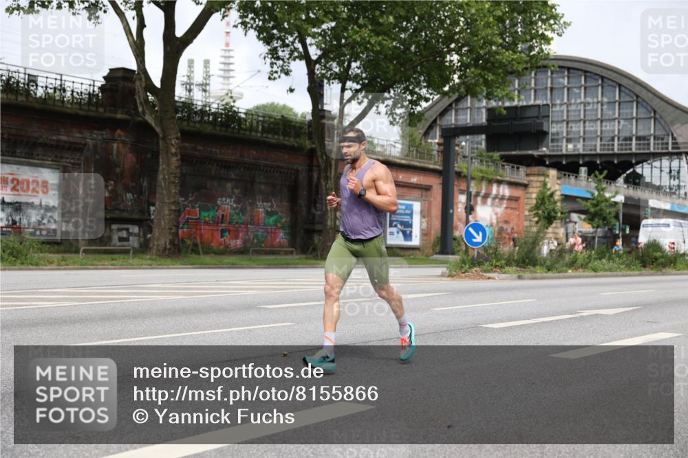 29.06.2025 - hella hamburg halbmarathon Yannick Fuchs http://msf.ph/oto/8155866 29.06.2025 10:16:24 20KM 6530, 11210, 14360, 14717, 14766, 14933, 16120, 16988, 17402, 19075 meine-sportfotos.de