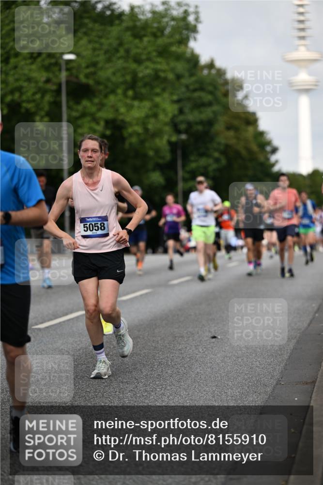 29.06.2025 - hella hamburg halbmarathon Dr. Thomas Lammeyer http://msf.ph/oto/8155910 29.06.2025 10:08:09 Kennedybrücke 1032, 1161, 1355, 1450, 2277, 2683, 2979, 3488, 4095, 4488, 4951, 5058, 5363, 5613, 6142, 7485, 8177, 8421, 8422, 8423, 8469, 8484, 9526, 9899, 10389 meine-sportfotos.de