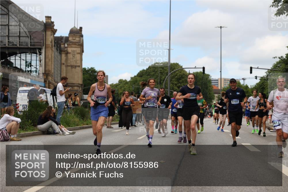29.06.2025 - hella hamburg halbmarathon Yannick Fuchs http://msf.ph/oto/8155986 29.06.2025 11:16:21 20KM 1158, 1668, 2335, 2634, 2956, 3125, 3179, 3292, 3321, 4114, 4123, 5023, 5181, 5811, 5812, 6214, 6488, 6826, 7413, 8931, 9270, 9272, 9499, 9658, 9964, 9988, 10613, 11270, 13014, 13400, 13472, 13781, 13825, 14017, 14054, 14314, 14950, 15123, 15473, 15657, 16618, 16638, 16864, 16927, 17386, 17556, 17987, 18256, 18397, 18629, 18908, 19093 meine-sportfotos.de