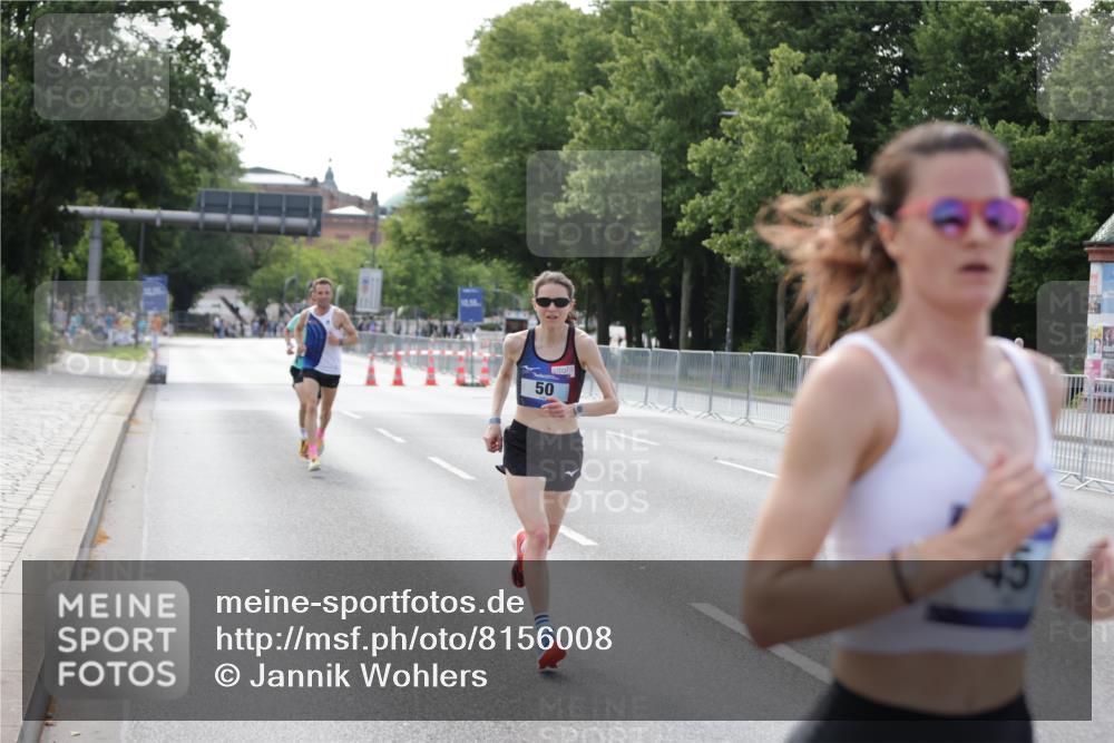 29.06.2025 - hella hamburg halbmarathon Jannik Wohlers http://msf.ph/oto/8156008 29.06.2025 09:37:25 Lombardsbrücke 45, 50, 3944, 12673 meine-sportfotos.de